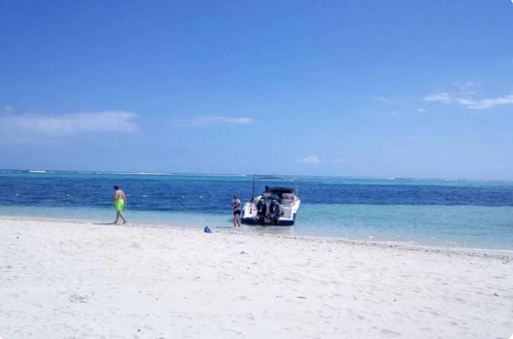 Comfy Home-Tropical Garden & 5 Min Walk To Beach Tamarin ภายนอก รูปภาพ