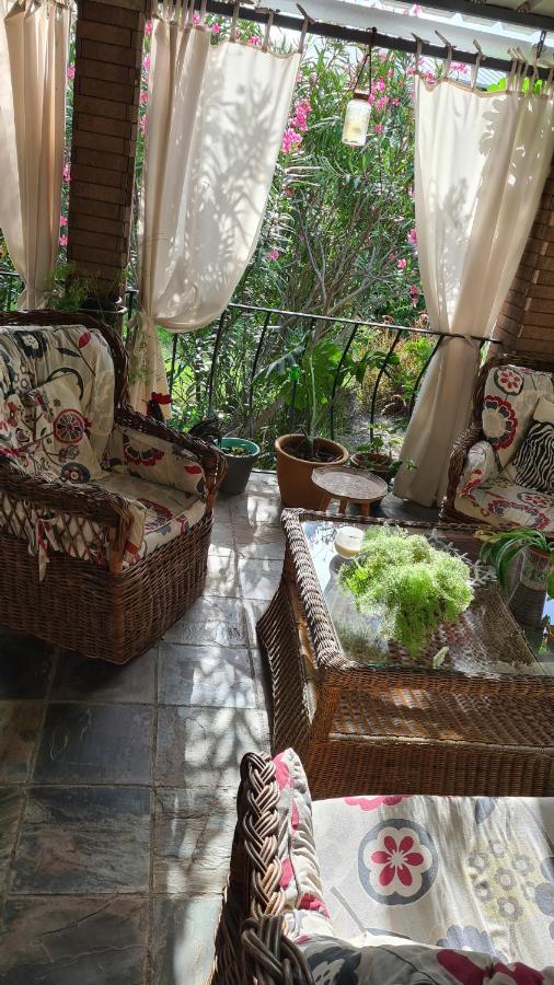 Comfy Home-Tropical Garden & 5 Min Walk To Beach Tamarin ภายนอก รูปภาพ